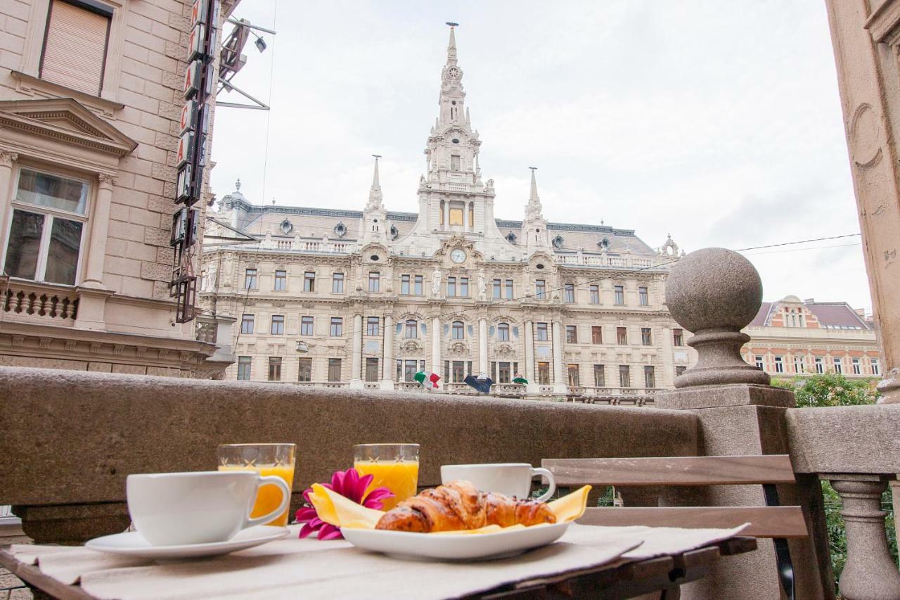 New York Palace View Apartment بودابست المظهر الخارجي الصورة